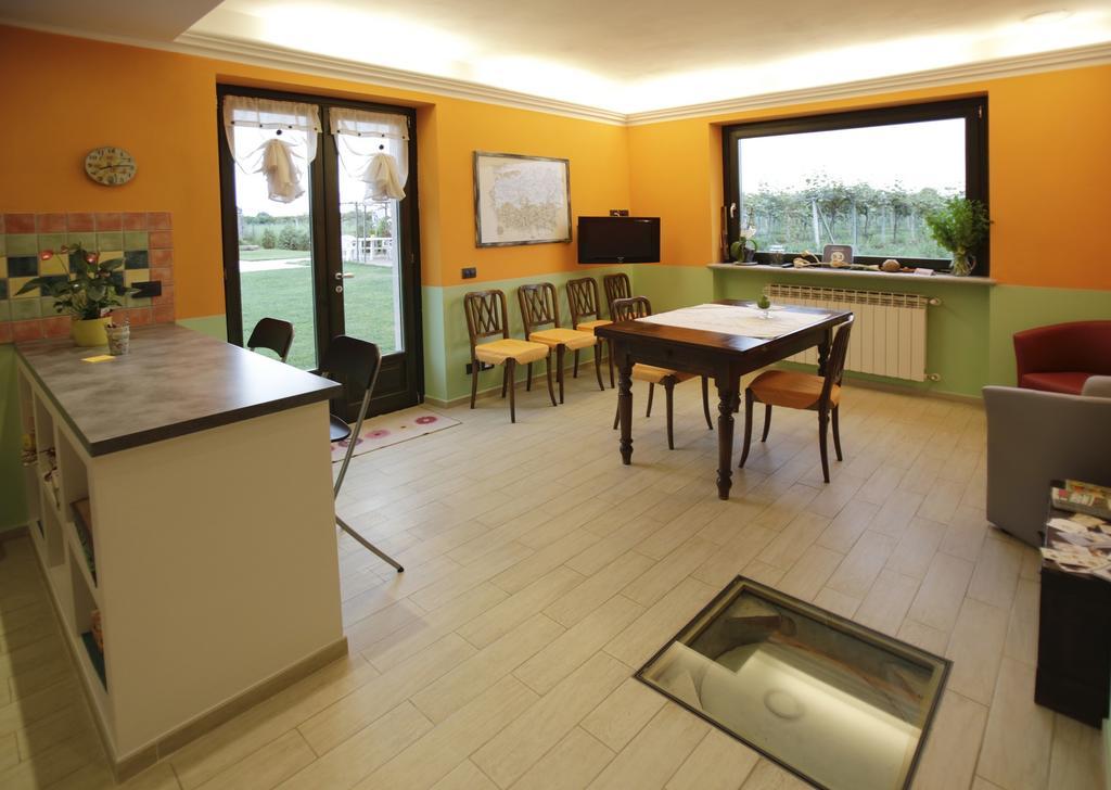 Ospitidelpero Bed & Breakfast Piozzo Bagian luar foto