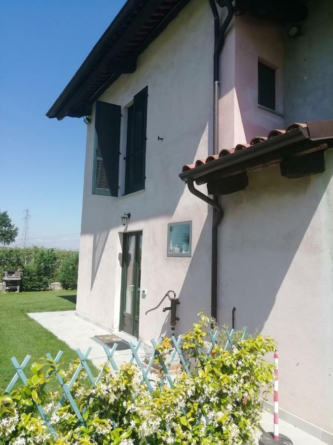 Ospitidelpero Bed & Breakfast Piozzo Bagian luar foto